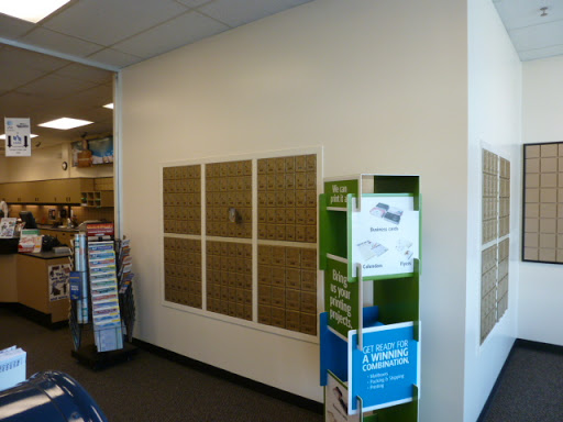 Shipping and Mailing Service «The UPS Store», reviews and photos, 17195 Silver Pkwy, Fenton, MI 48430, USA