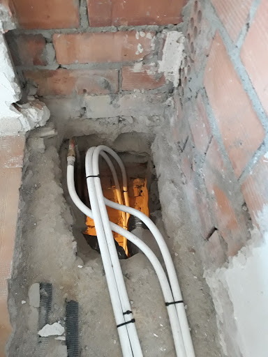 Instalaciones CUY en Tamarite de Litera, Huesca