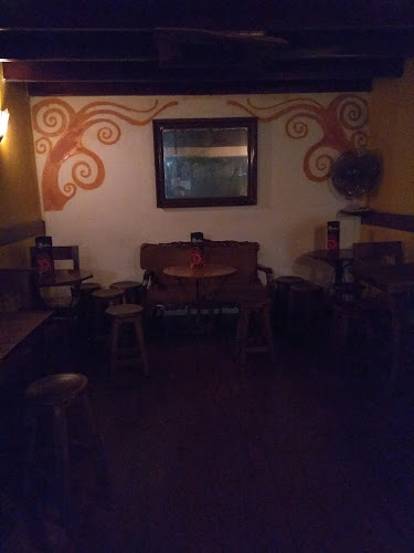 Delfus Taberna Bar - Pub