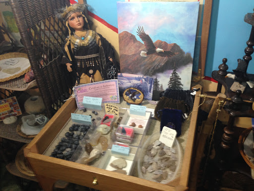 Gift Shop «Cove Crystal Shop», reviews and photos, 510 SE Old Arcadia Rd, Shelton, WA 98584, USA