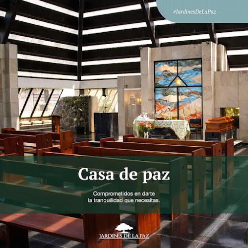 Gloria Ilizarbe - Jardines De La Paz, Espacios y Servicios Funerarios - San Borja