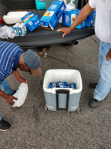 House of Spirits, 757 N State St, North Vernon, IN 47265, USA, 