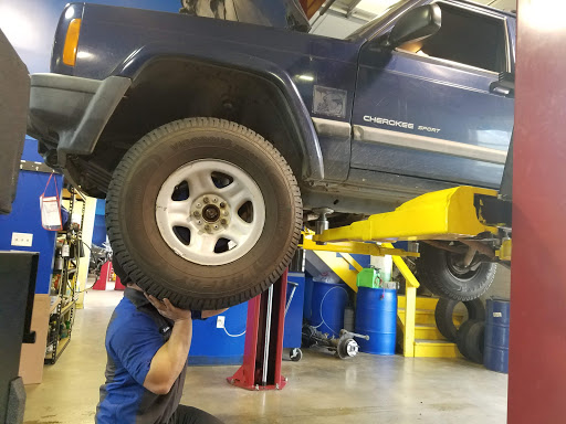 Express Oil Change & Tire Engineers image 7