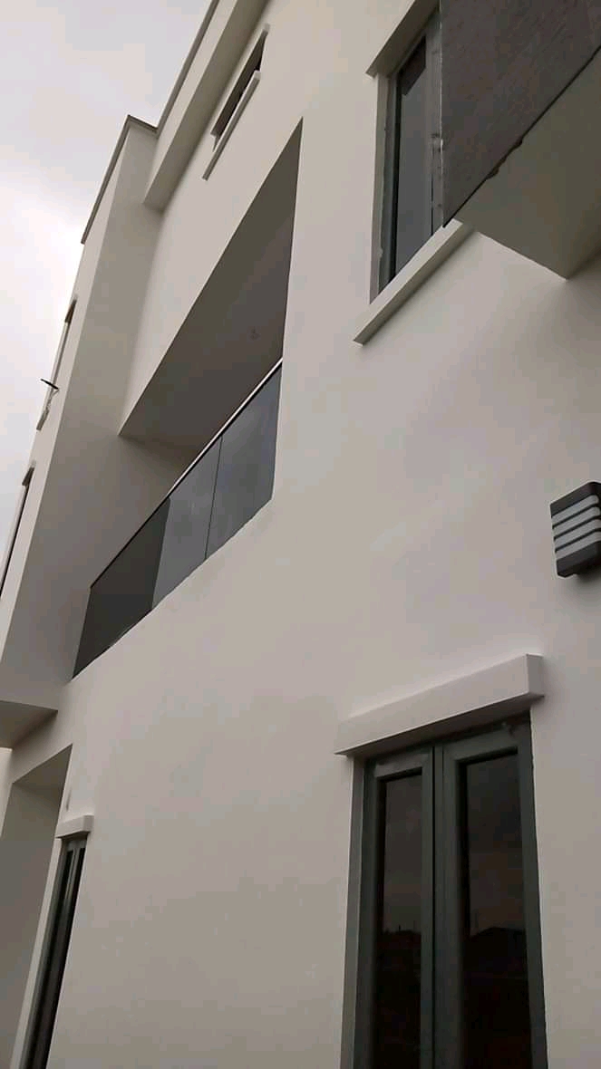 Emax interior and exterior painting service