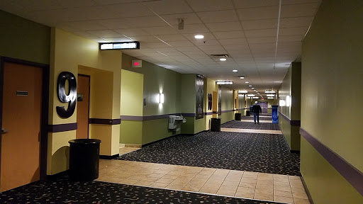 Movie Theater «Regal Cinemas New Albany 16», reviews and photos, 300 Professional Ct, New Albany, IN 47150, USA
