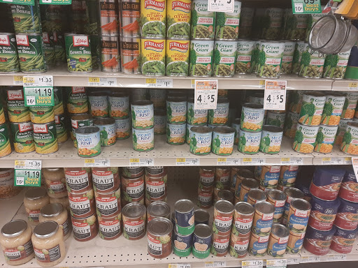 Grocery Store «Dutch-Way Farm Market - Schaefferstown», reviews and photos, 2495 Stiegel Pike, Schaefferstown, PA 17088, USA