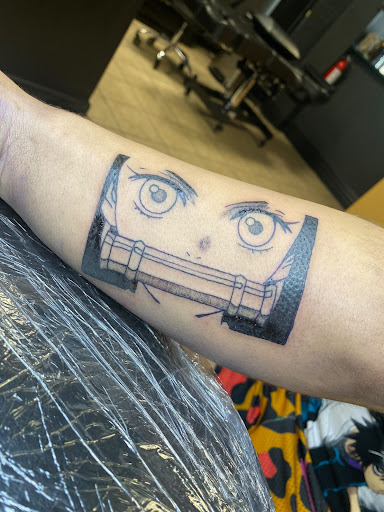 Explore hexagon tattoo ideas, creative tattoo ideas in Houston, available at 333 Tattoo Studio HTX