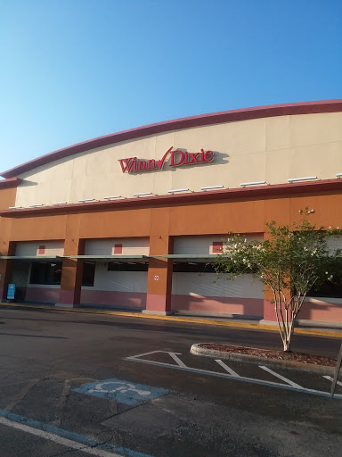 Grocery Store «Winn-Dixie», reviews and photos, 1360 Tampa Rd, Palm Harbor, FL 34683, USA