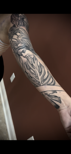 Explore small arrow tattoo ideas, creative tattoo ideas in Nashville, available at RedBird Tattoo