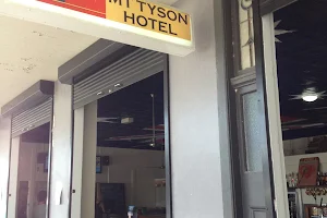 Mount Tyson Hotel image