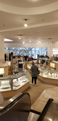 Department Store «Lord & Taylor», reviews and photos, 5255 Western Avenue Northwest, Washington, DC 20015, USA