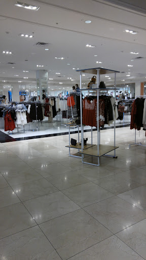 Clothing Store «Forever 21», reviews and photos, 400 Baldwin Ave, Arcadia, CA 91007, USA