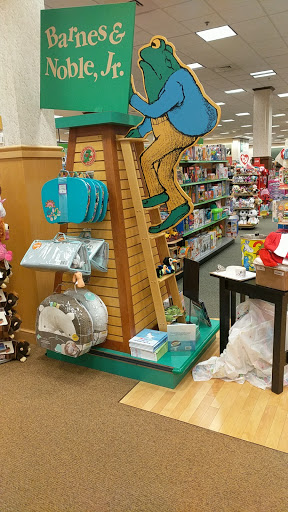 Book Store «Barnes & Noble Booksellers Pensacola», reviews and photos, 1200 Airport Blvd, Pensacola, FL 32504, USA