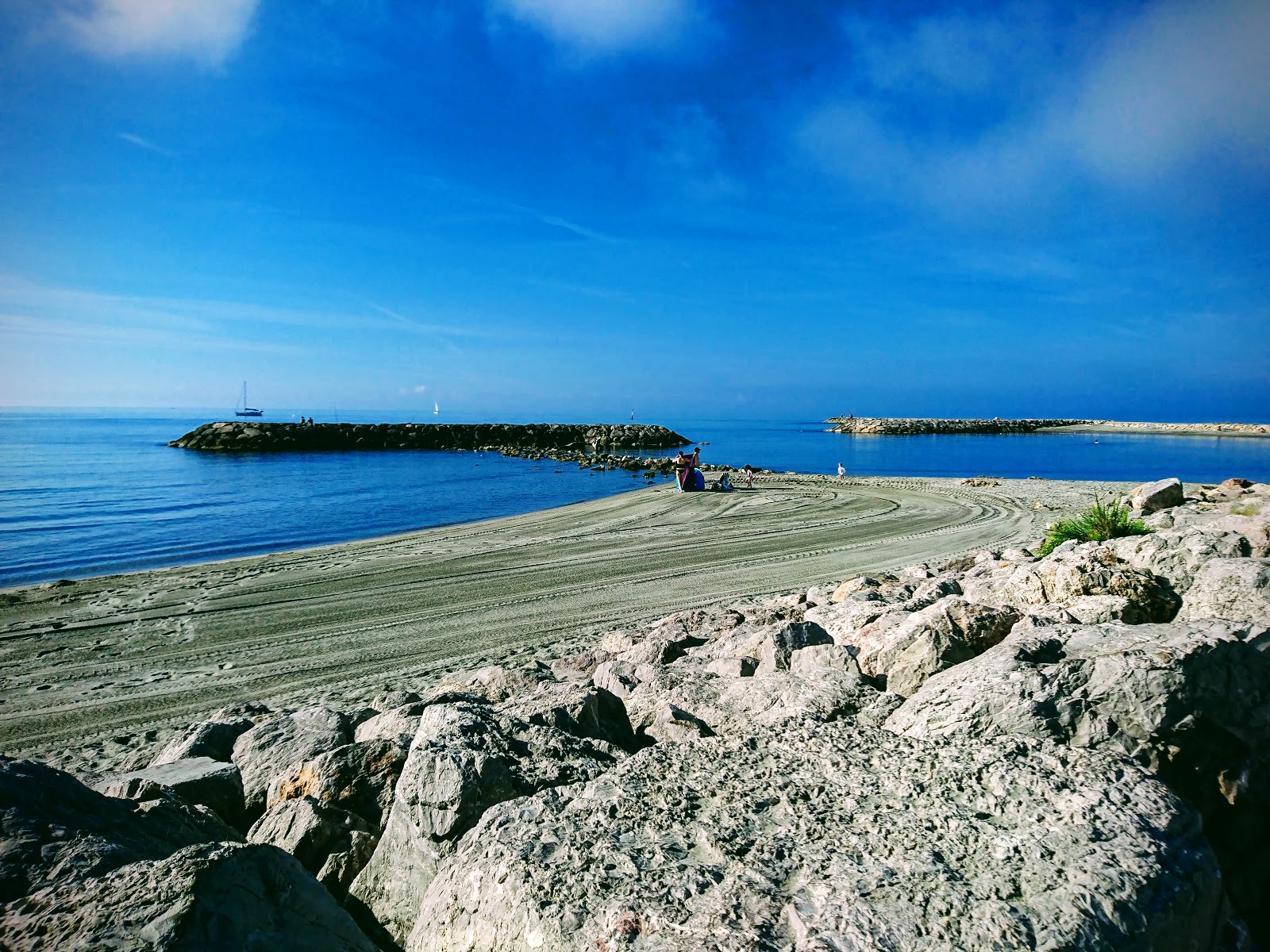 Foto de St. Marie de la Mer y el asentamiento