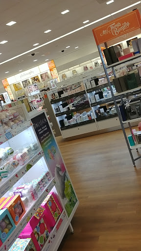 Hair Salon «Ulta Beauty», reviews and photos, 5241 Frederica St, Owensboro, KY 42301, USA