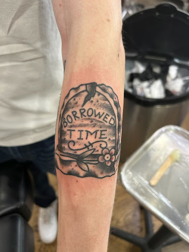 Explore hummingbird tattoo ideas, creative tattoo ideas in Manhattan, available at Syndicate Tattoo