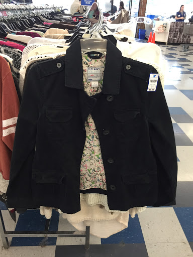 Thrift Store «Goodwill Industries of Middle Tennessee», reviews and photos, 595 Hillsboro Rd #301, Franklin, TN 37064, USA