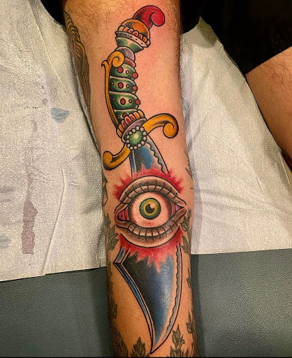 Tattoo Shop «Mammoth Tattoo Studio», reviews and photos, 13501 100th Ave NE, Kirkland, WA 98034, USA