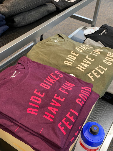 Bicycle Store «Bike Gallery - Downtown», reviews and photos, 1001 SW 10th Ave, Portland, OR 97205, USA