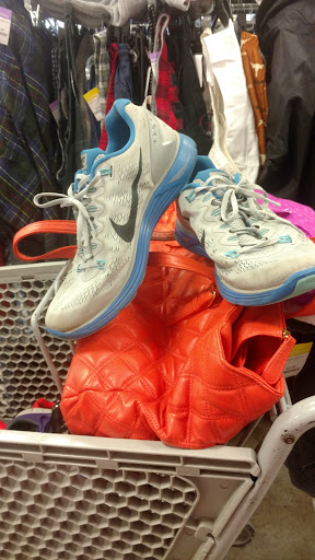 Thrift Store «Goodwill», reviews and photos