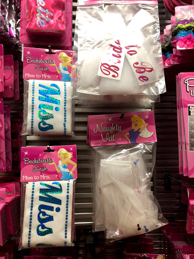 Gift Shop «SPENCER GIFTS», reviews and photos, 12801 W Sunrise Blvd #801, Sunrise, FL 33323, USA