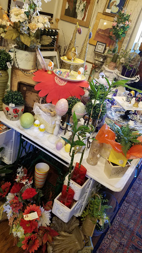 Consignment Shop «Old Bank Flowers Art and Marketplace», reviews and photos, 66 Main St, East Hampton, CT 06424, USA