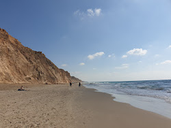 Fotografie cu Nude beach amplasat într-o zonă naturală