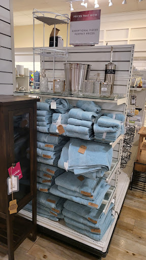 Department Store «HomeGoods», reviews and photos, 5520 E 82nd St, Indianapolis, IN 46250, USA