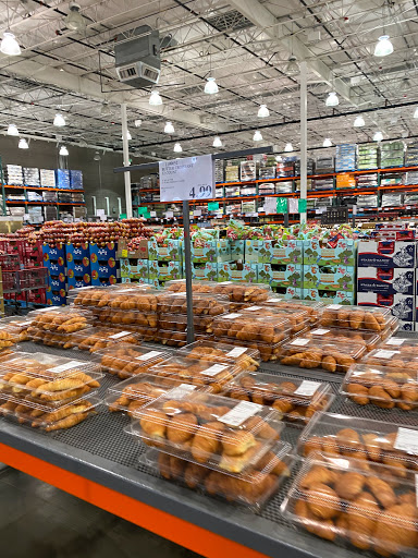 Warehouse store «Costco Wholesale», reviews and photos, 21800 Victory Blvd, Woodland Hills, CA 91367, USA