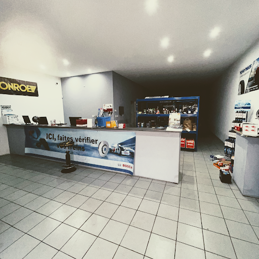 Photo 1 - Garage Promeca