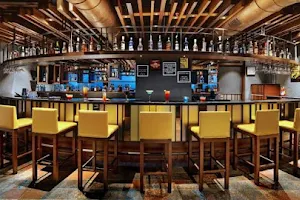 UK lounge Resto Bar image