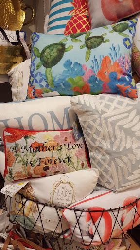 Grocery Store «Wynn’s Market», reviews and photos, 141 9th St N, Naples, FL 34102, USA