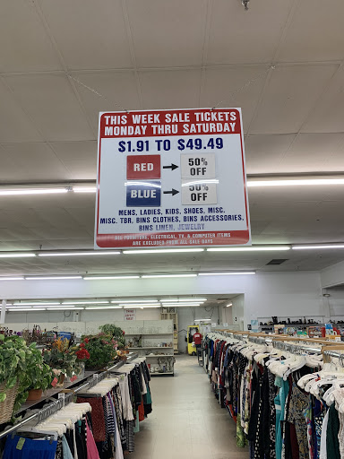 Thrift Store «Community Thrift Store», reviews and photos, 6015 Edgewater Dr, Orlando, FL 32810, USA