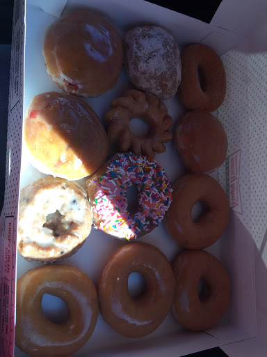 Bakery «Krispy Kreme Doughnuts», reviews and photos, 465 W 23rd St, Panama City, FL 32405, USA