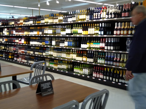 Grocery Store «Giant Food Stores», reviews and photos, 539 Oak Ave, Aldan, PA 19018, USA