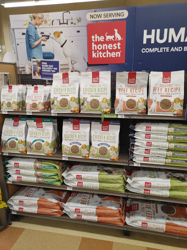 Pet Supply Store «Petco Animal Supplies», reviews and photos, 106 N Denton Tap Rd #310, Coppell, TX 75019, USA