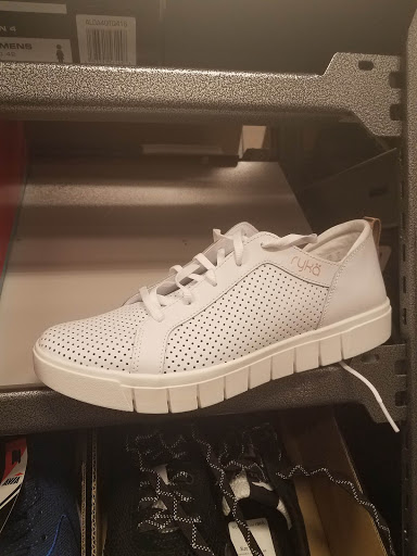 Department Store «Nordstrom Rack Cherry Creek», reviews and photos, 1505 S Colorado Blvd, Denver, CO 80222, USA