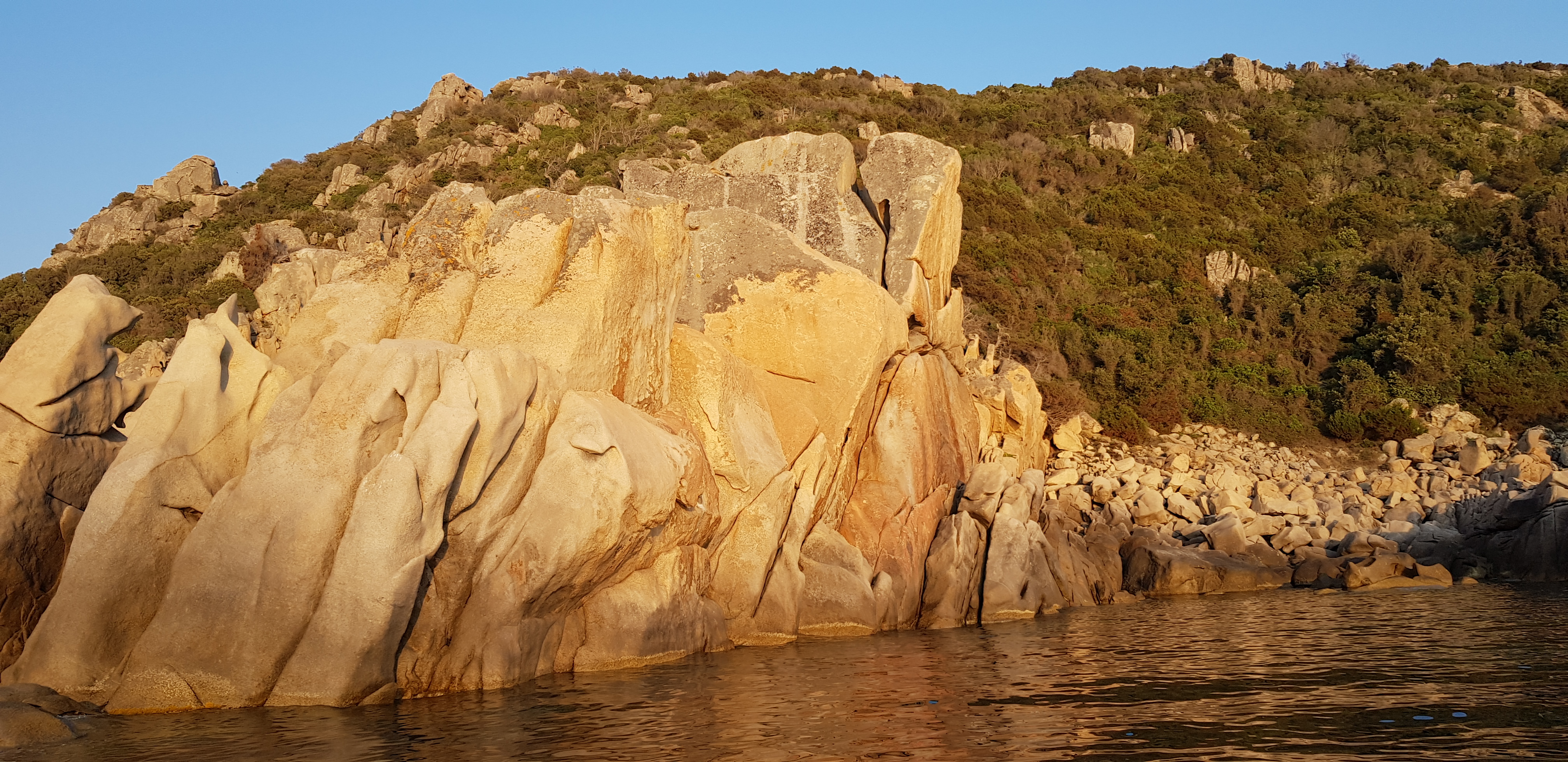 Photo n° 7 de l'avis de Joel.o fait le 29/06/2019 à 19:03