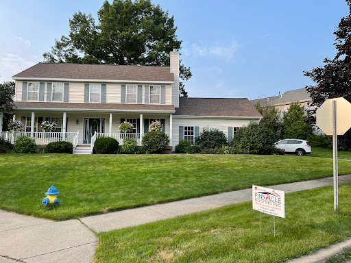 Roofing Contractor «Pinnacle Roofing Inc.», reviews and photos, 1101 Wedgewood Heights, Schenectady, NY 12306, USA