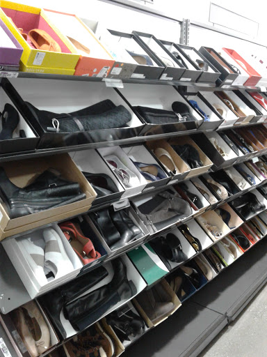 Department Store «Saks OFF 5TH», reviews and photos, 3940 Stelzer Rd, Columbus, OH 43219, USA