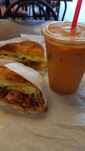 Donut Shop «Golden Donuts», reviews and photos, 1818 W Baseline Rd, Mesa, AZ 85202, USA