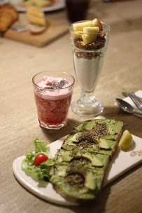 Plats et boissons du Restaurant servant le petit-déjeuner Le Pain Quotidien à Paris - n°20