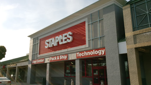 Staples, 1305 West Chester Pike #18, Havertown, PA 19083, USA, 