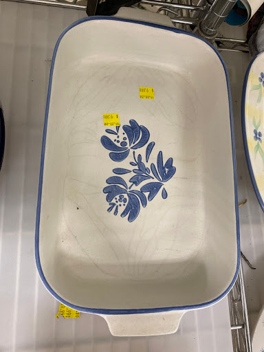 Thrift Store «Goodwill Industries Store & Donation Center», reviews and photos, 720 Hoosick Rd, Troy, NY 12180, USA