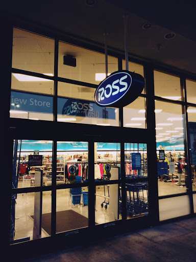Clothing Store «Ross Dress for Less», reviews and photos, 1030 N Rengstorff Ave, Mountain View, CA 94043, USA