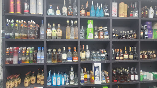 Liquor Store «Camp Creek Liquor Store», reviews and photos, 2834 Camp Creek Pkwy, College Park, GA 30337, USA