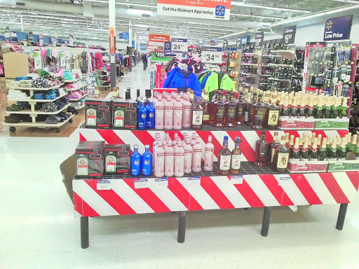 Department Store «Walmart Supercenter», reviews and photos, 300 Iowa Speedway Dr, Newton, IA 50208, USA