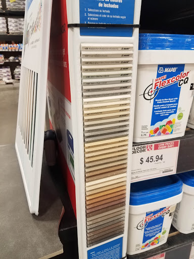 Shopping Mall «Southpoint Shopping Center», reviews and photos, E Palatine Rd & Rand, Arlington Heights, IL 60004, USA