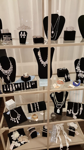 Bridal Shop «White Orchid Bridal», reviews and photos, 12420 Archer Ave, Lemont, IL 60439, USA