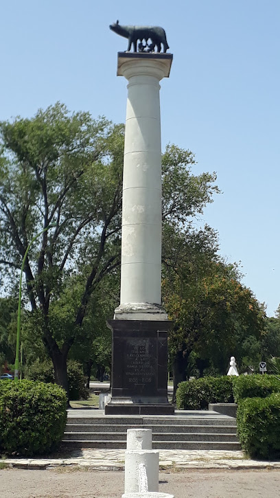 Monumento a Romulo y Remo